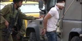 الاحتلال يعتقل شابا وفتى من مخيم عايدة