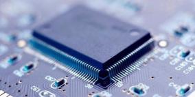 وفد إيطالي يبحث التعاون التقني مع الهيئات المحلية بطولكرم