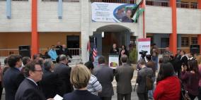 طولكرم: نائب رئيس الوكالة الأمريكية للتنمية الدولية تزور مدرسة في كفر اللبد