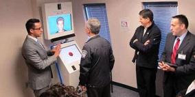 "روبوت" يكتشف الكاذبين؟