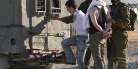 الاحتلال يعتقل فتيين وشابا من باب العامود