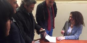 خارج الفصول تعلمت الطيران، جديد شيخة حليوى تطلقه في متحف درويش