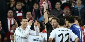 رونالدو.. يتسبب في إيقاف حكم إسباني