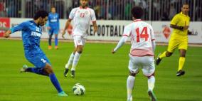 الكويت يواجه البطل بحثا عن نصف النهائي