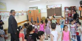 محافظ طولكرم عصام أبو بكر يزور المركز الثقافي لتنمية الطفل