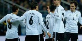 الماكينات تهزم الديوك في عقر دارها