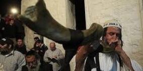 مستوطنون يقتحمون 'قبر يوسف' شرق نابلس