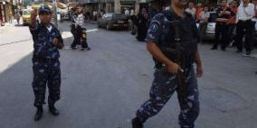 القبض على 5 أشخاص للاشتباه بهم بسرقة نصف كيلو ذهب في الخليل