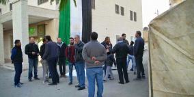 خيمة اعتصام للمطالبة بجثمان الشهيد عريبة