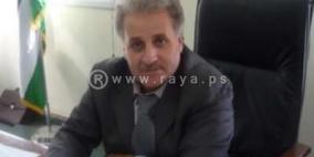 رئيس بلدية طولكرم يلتقى المواطنين ويستمع لمطالبهم واقتراحاتهم