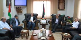 قلقيلية: المحافظ يلتقي عضو البرلمان الاسباني "جون اناريته"