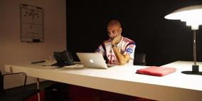 بالصور.. تعرف على مكتب جوارديولا