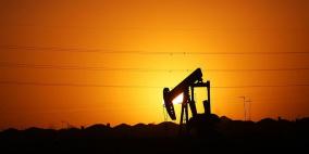 النفط يرتفع وسط أنباء عن محادثات جديدة لكبح الإنتاج