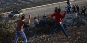 مواجهات بالقرب من سجن عوفر تنديدا باستشهاد بهاء بدر الذي  ارتقى امس بعد إصابته برصاصة في القلب