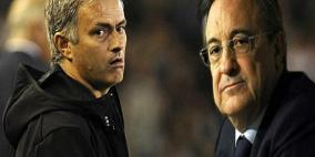 مورينيو لرئيس ريال مدريد: هناك 3 تفاحات فاسدة في غرفة خلع الملابس