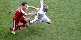 بولندا أول المتأهلين