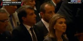 تأبين فيلانوفا يجمع "الأعداء" جنباً إلى جنب