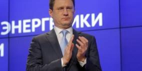 وكالة: وزير الطاقة الروسي أجرى محادثات مع النعيمي بشأن تجميد إنتاج النفط