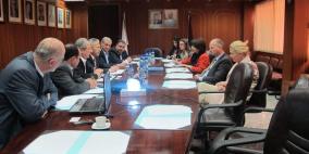 ممثل النرويج يزور غرفة تجارة ة نابلس ويلتقى مجلس ادارتها