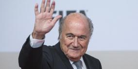 بلاتر يصل روسيا في أول زيارة بعد فضائح "فيفا"