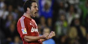 نابولي يستعد للاعلان عن ضم هيجوين بشكل رسمي