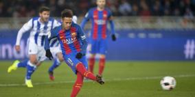 برشلونة يحل عقدة الملعب اللغز