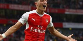 آرسنال بصدد إعلان تجديد عقد أوزيل، ورقمه الجديد