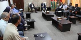 محافظ الخليل يبحث مع طبيله آلية تنظيم قطاع النقل والمواصلات