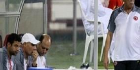 إدارة العربي القطري تقرر إقالة المدرب حسن شحاته