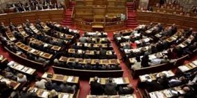 البرلمان اليوناني يوافق على إجراءات التقشف
