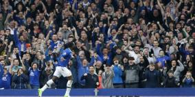 إيفرتون يذيق ليستر طعم الخسارة من جديد