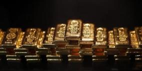 الذهب مستقر لكنه يتجه صوب تسجيل مكاسب أسبوعية