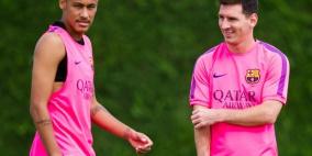 إنريكي: نيمار يتعرض لضغوط "وحشية"!