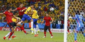 المكسيك تتعملق أمام البرازيل وتجبرها على "السلبية"