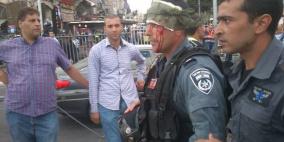 مواجهات عنيفة عند باب العامود وإشتباكات بالايدي