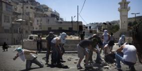 مواجهات عنيفة في العيسوية احتجاجا على إغلاق مدخلها الرئيسي