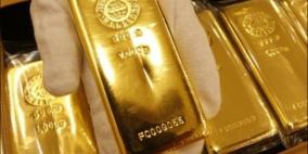 الذهب قرب أدنى مستوى له في خمسة أسابيع