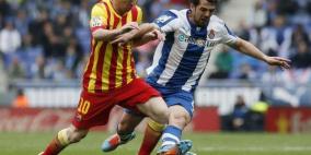 ميسي يقود برشلونة لتخطي عقبة إسبانيول وتصدر الليجا مؤقتا