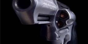 الشرطة : مصرع مواطن بعيار ناري في الخليل