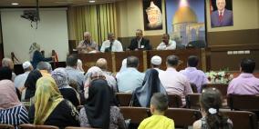 محافظ طولكرم ينقل تحيات الرئيس محمود عباس للحجاج من ذوي الشهداء