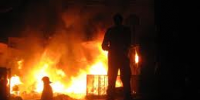 حريق مقهى ومنزل في مدينة جنين