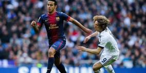 ريال مدريد.. يتأهب لخطف لاعب "برشلوني"