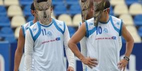 أول مباراة لرونالدينيو في المكسيك أمام "الكلاب المفترسة"