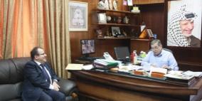 الشكعة يبحث مع الممثل القبرصي سبل الدعم والتعاون المشترك