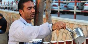 الأب غزّي والابناء مقدسيون.. يفصلهم 10 أعوام وحاجز