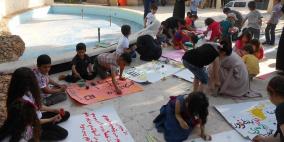 الخليل: أطفال الأسرى الاداريين يرسموا رسائلهم ومعاناتهم على الورق