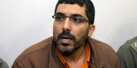 أسرى يطالبون بإنهاء العزل الانفرادي للأسير أبو سيسي