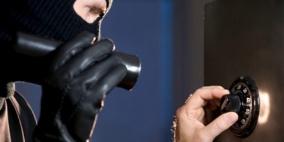 الشرطة تبلغ مواطناً في بيت لحم بتعرض منزله للسرقة عدة مرات دون علمه