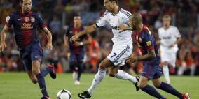 الصراع الجديد بين برشلونة وريال مدريد.. يتسم بتواضع مارتينو وسلام أنشيلوتي