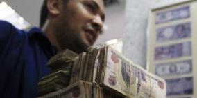 تجار العملة ينقذون 70% من المستوردين بمصر من الإفلاس